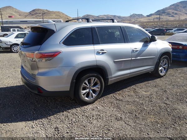 2016 TOYOTA HIGHLANDER LE PLUS V6