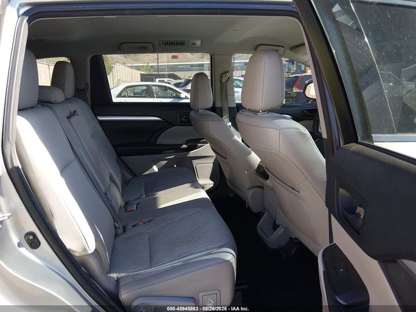 2016 TOYOTA HIGHLANDER LE PLUS V6