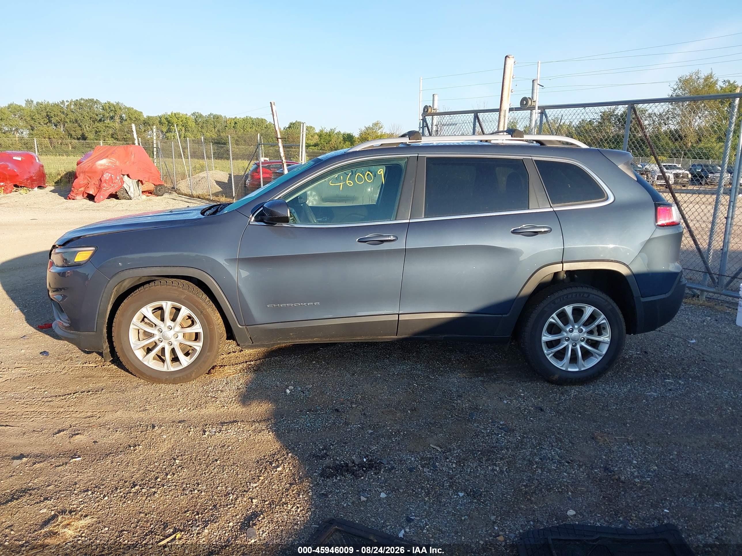 2019 JEEP CHEROKEE LATITUDE FWD