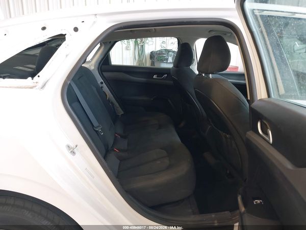 2021 KIA K5 LXS — I8