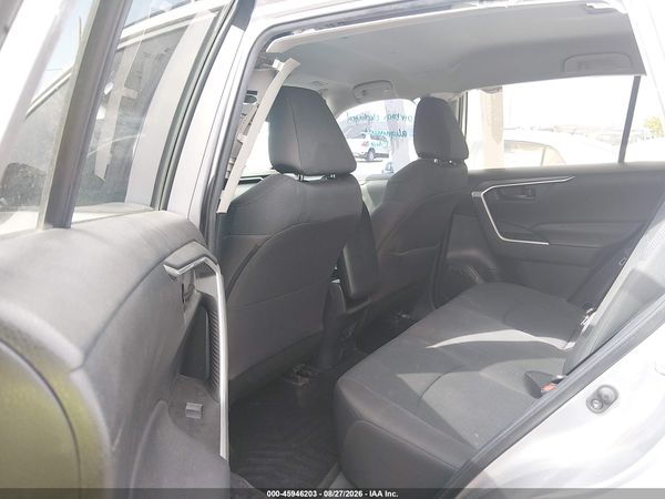 2021 TOYOTA RAV4 LE — I8