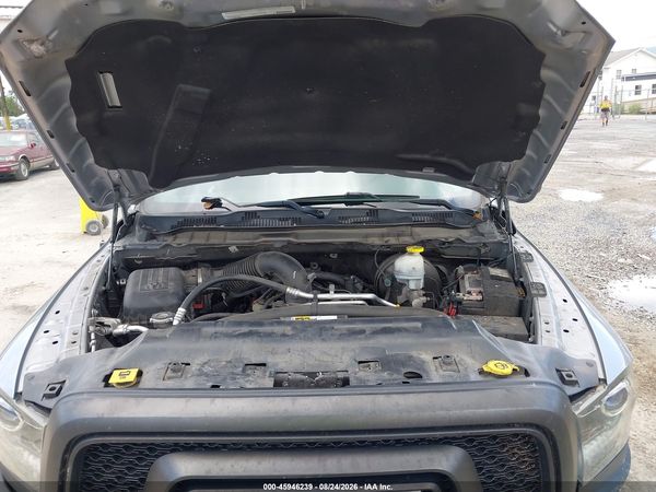 2021 RAM 1500 CLASSIC WARLOCK  4X4 5'7 BOX