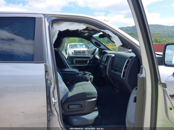2021 RAM 1500 CLASSIC WARLOCK  4X4 5'7 BOX