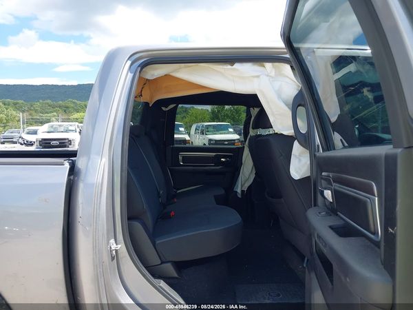 2021 RAM 1500 CLASSIC WARLOCK  4X4 5'7 BOX