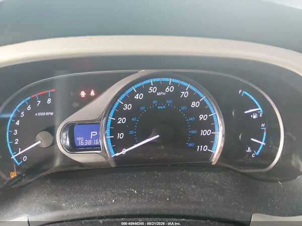 2012 TOYOTA SIENNA XLE V6 8 PASSENGER — I7