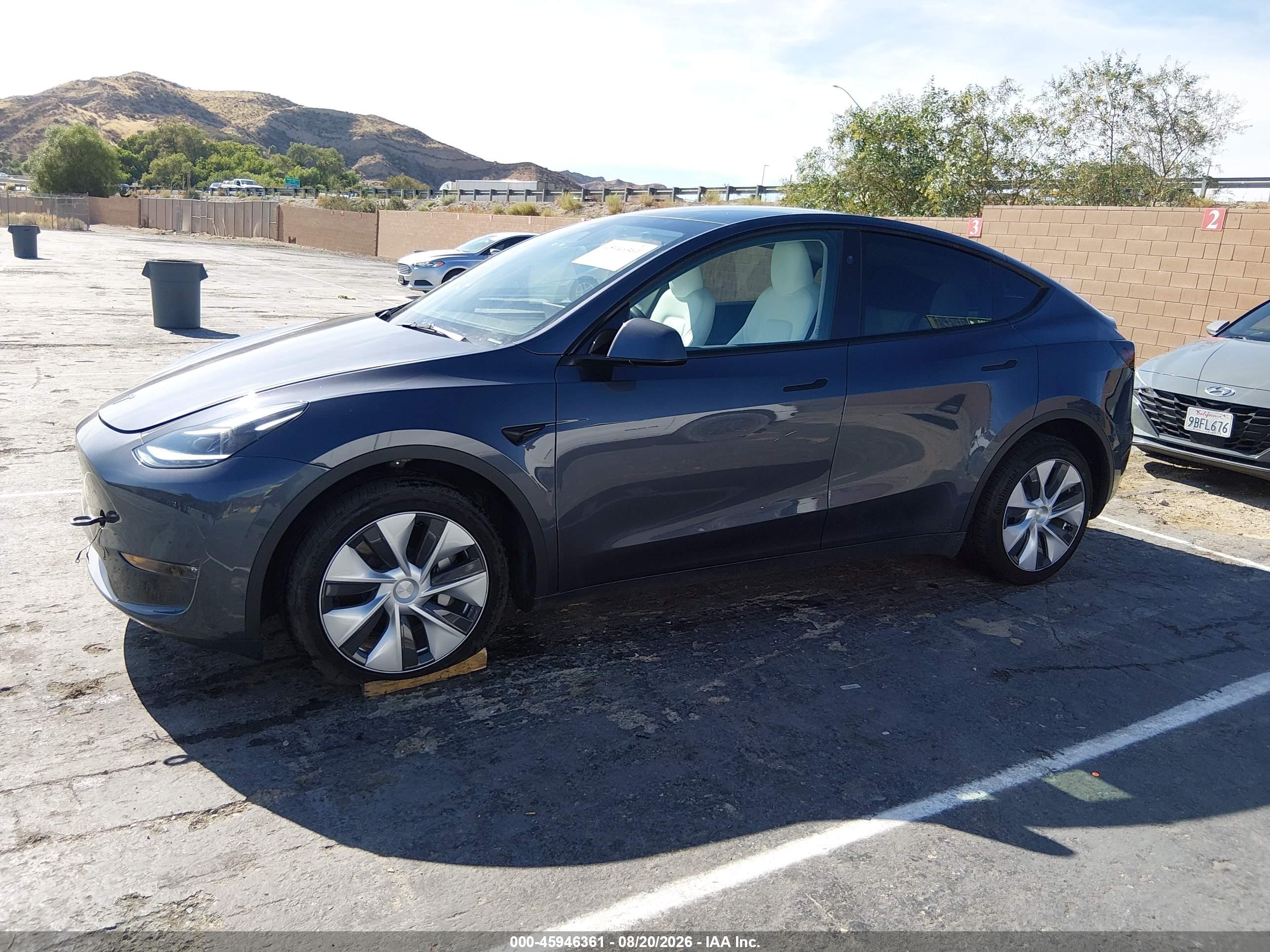2023 TESLA MODEL Y