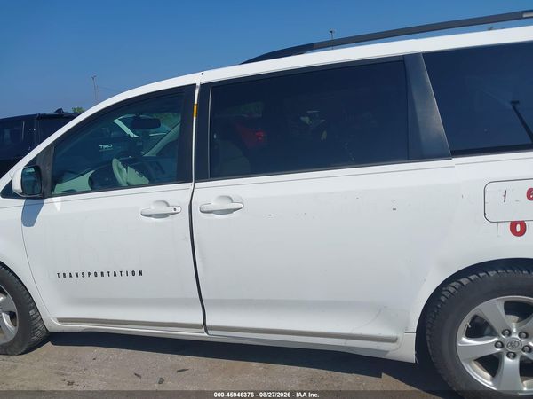 2013 TOYOTA SIENNA LE V6 8 PASSENGER