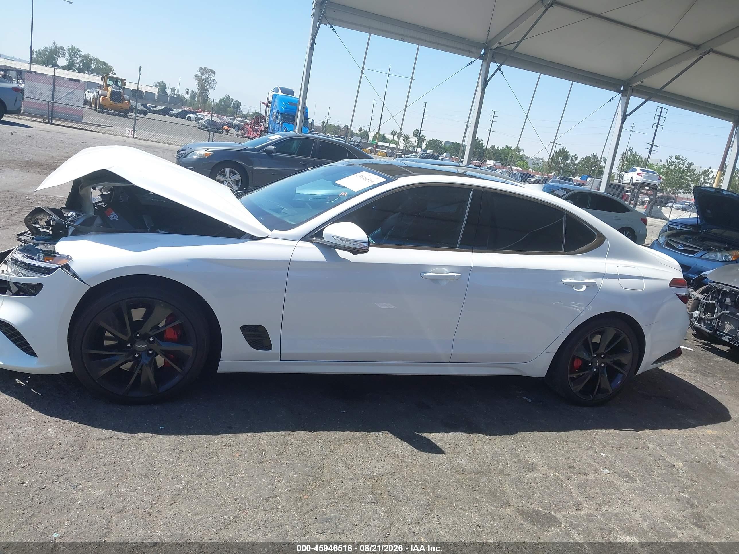 2022 GENESIS G70 3.3T RWD