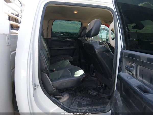 2019 RAM 3500 CHASSIS — I8