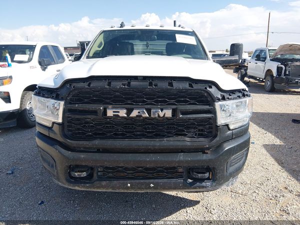 2019 RAM 3500 CHASSIS — I115