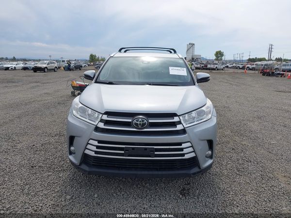2019 TOYOTA HIGHLANDER XLE