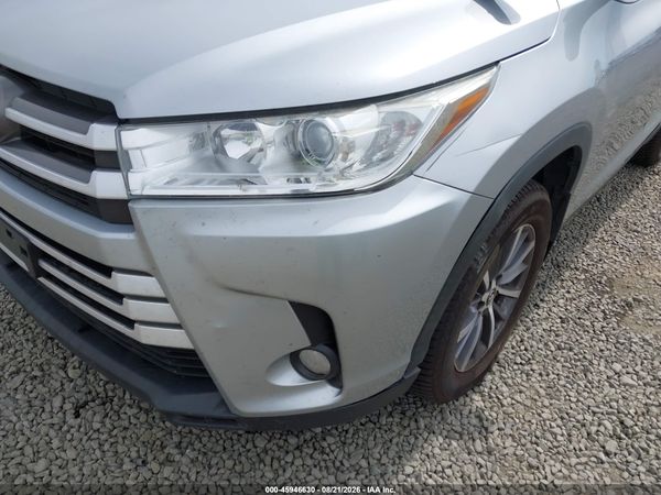 2019 TOYOTA HIGHLANDER XLE