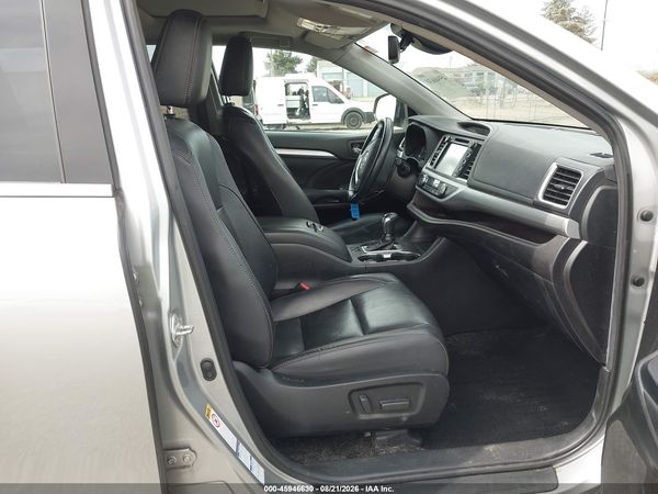 2019 TOYOTA HIGHLANDER XLE