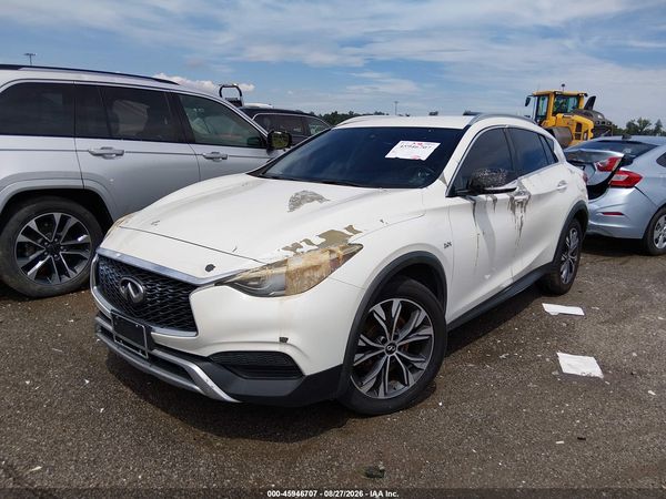 2018 INFINITI QX30 LUXURY — I2