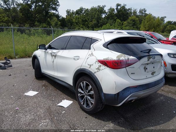2018 INFINITI QX30 LUXURY — I3