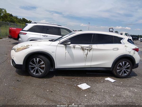 2018 INFINITI QX30 LUXURY — I117
