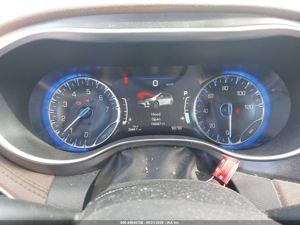 2017 CHRYSLER PACIFICA LIMITED — I7