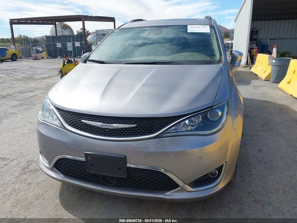2017 CHRYSLER PACIFICA LIMITED — I115