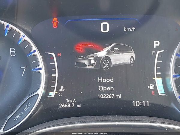 2017 CHRYSLER PACIFICA LIMITED — I118