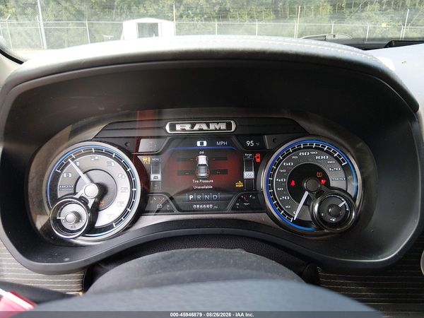 2019 RAM 1500 LIMITED  4X4 5'7 BOX