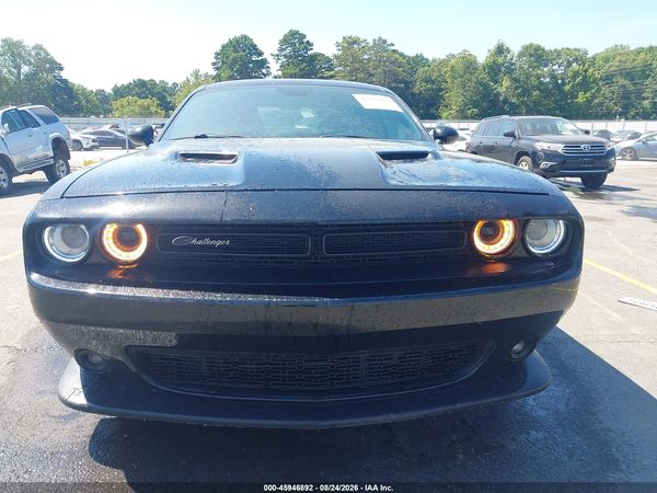 2016 DODGE CHALLENGER SXT — I115