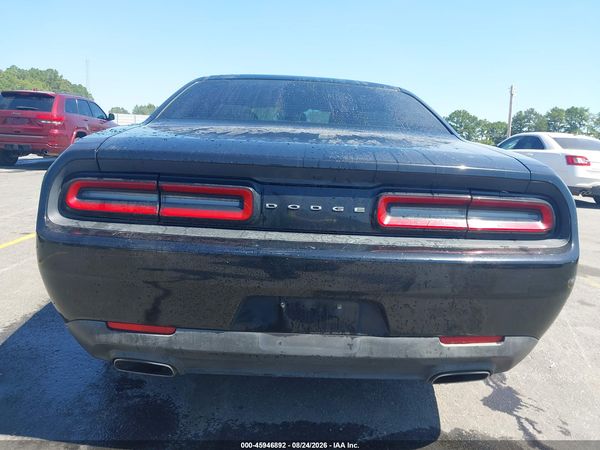 2016 DODGE CHALLENGER SXT — I119
