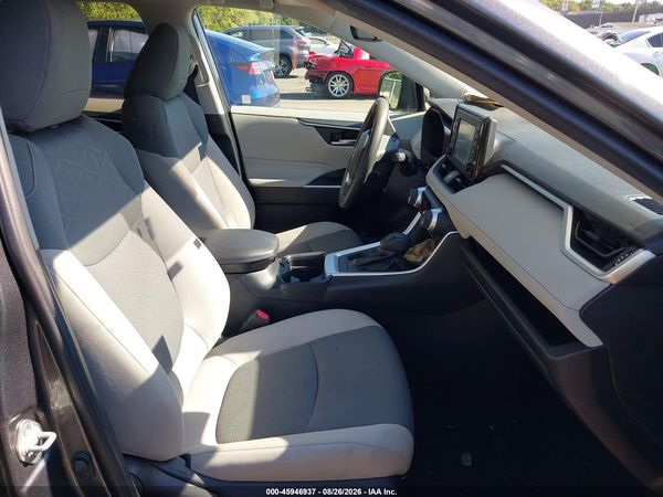 2019 TOYOTA RAV4 XLE — I5