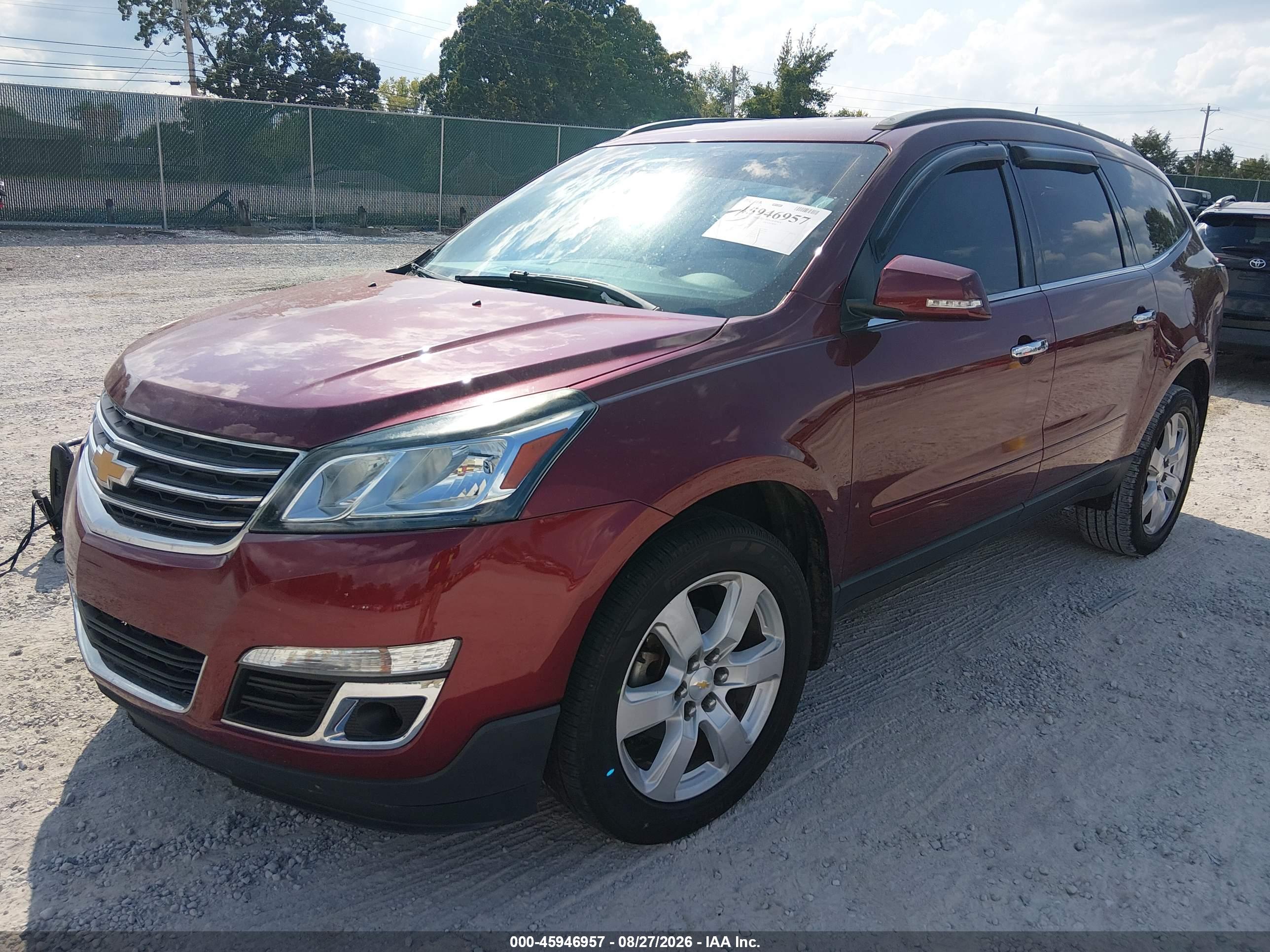 2017 CHEVROLET TRAVERSE LT — I2