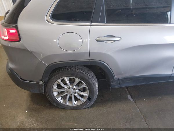 2019 JEEP CHEROKEE LATITUDE FWD