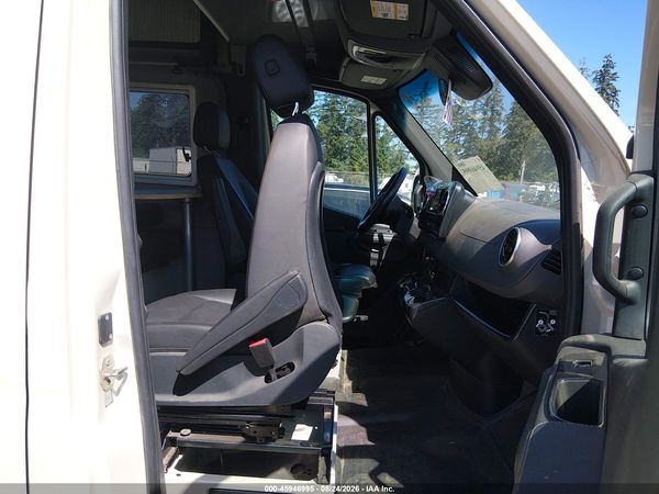 2022 MERCEDES-BENZ SPRINTER 2500 STANDARD ROOF V6
