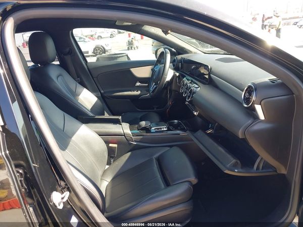 2019 MERCEDES-BENZ A 220 A220 — I5