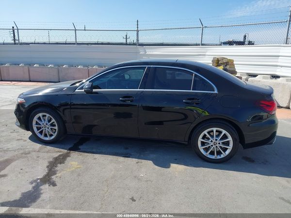 2019 MERCEDES-BENZ A 220 A220 — I117