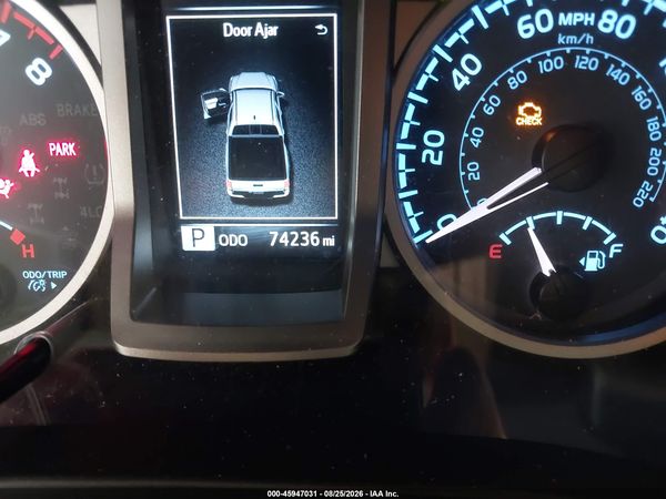 2022 TOYOTA TACOMA SR5 V6