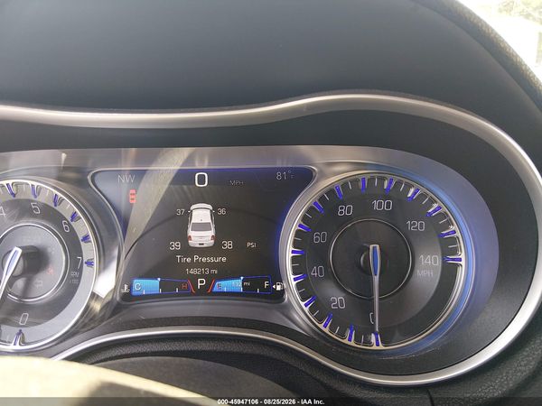 2018 CHRYSLER 300 LIMITED — I7