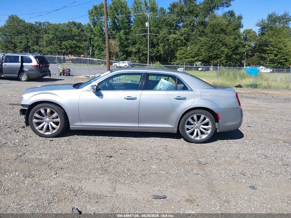 2018 CHRYSLER 300 LIMITED — I117
