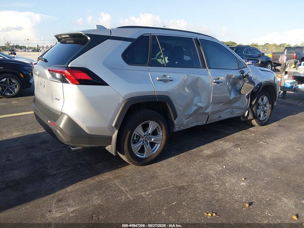 2025 TOYOTA RAV4 XLE — I4