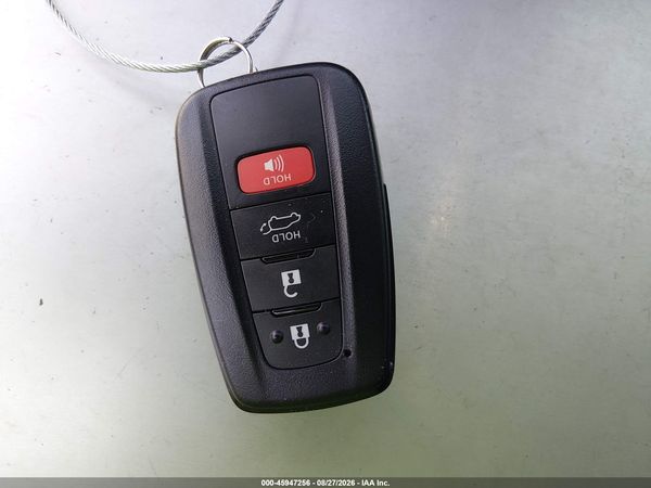 2025 TOYOTA RAV4 XLE — I11