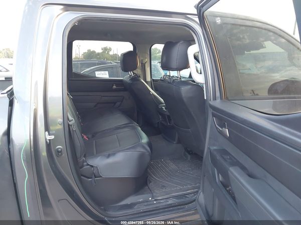 2024 TOYOTA TUNDRA SR5 — I8