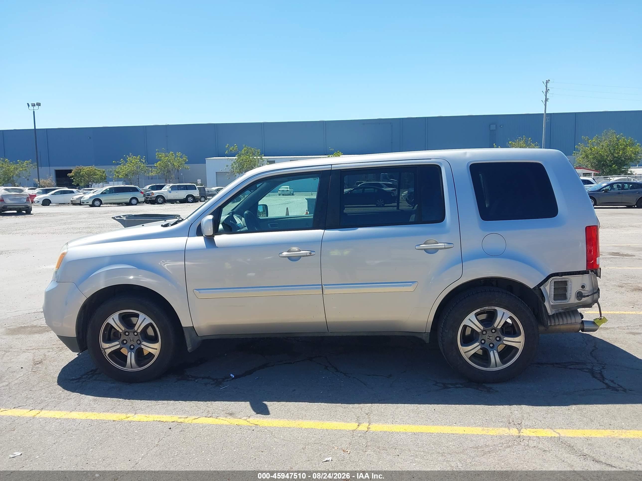 2015 HONDA PILOT SE