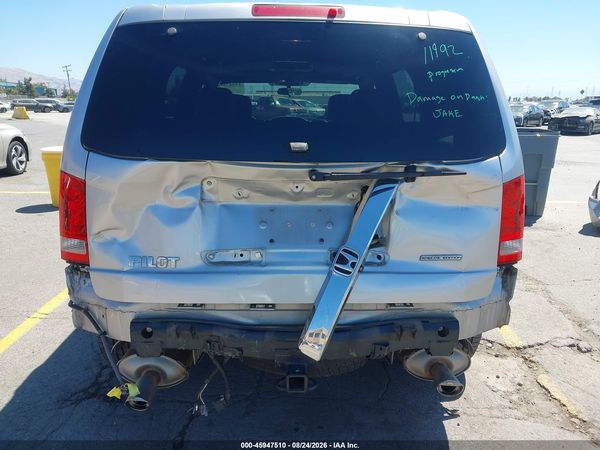2015 HONDA PILOT SE