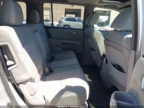 2015 HONDA PILOT SE