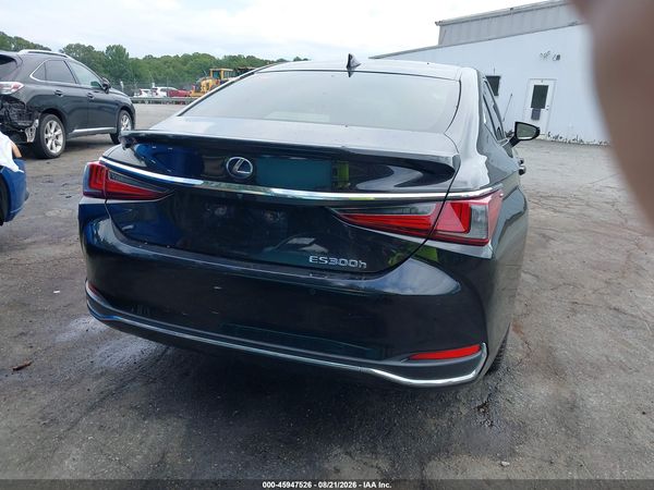 2019 LEXUS ES 300H LUXURY — I119