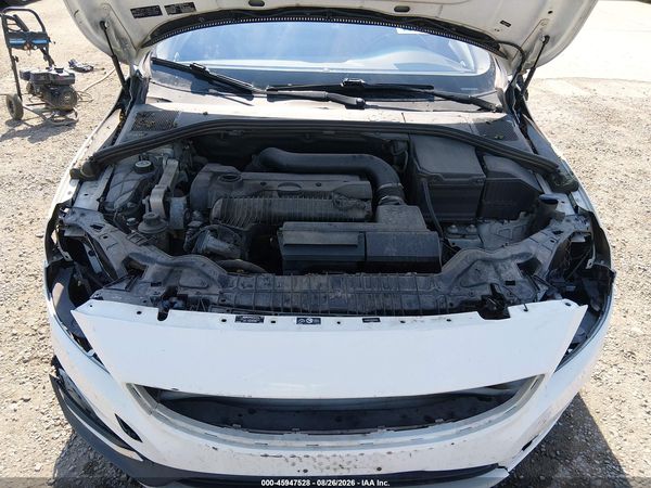 2016 VOLVO S60 T5 PREMIER — I10