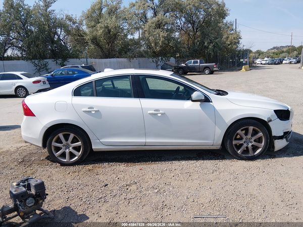2016 VOLVO S60 T5 PREMIER — I116