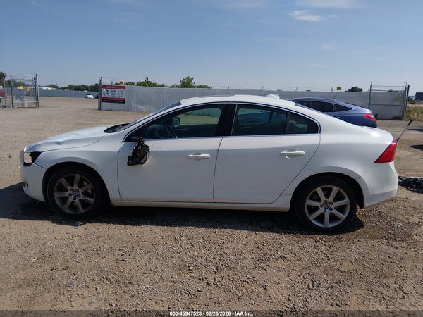 2016 VOLVO S60 T5 PREMIER — I117
