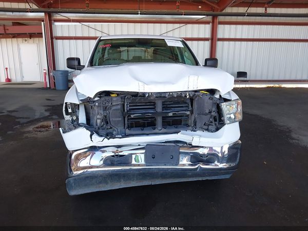 2017 RAM 1500 SLT  4X4 6'4 BOX