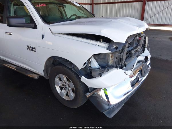 2017 RAM 1500 SLT  4X4 6'4 BOX