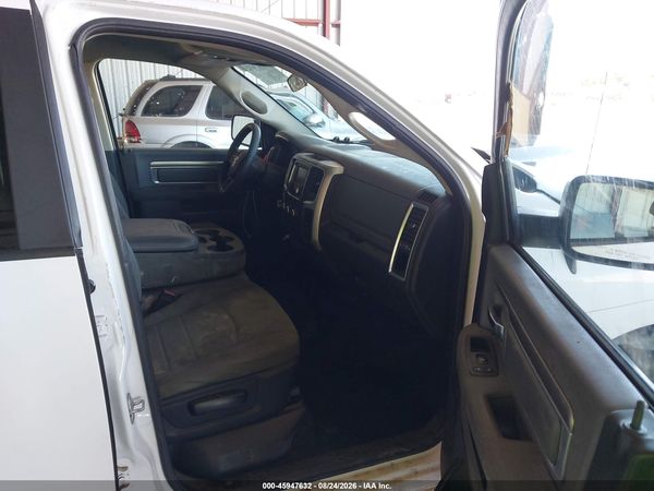 2017 RAM 1500 SLT  4X4 6'4 BOX