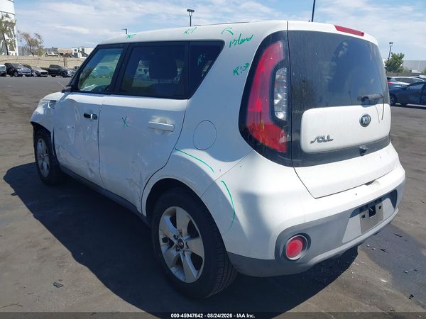 2019 KIA SOUL Base