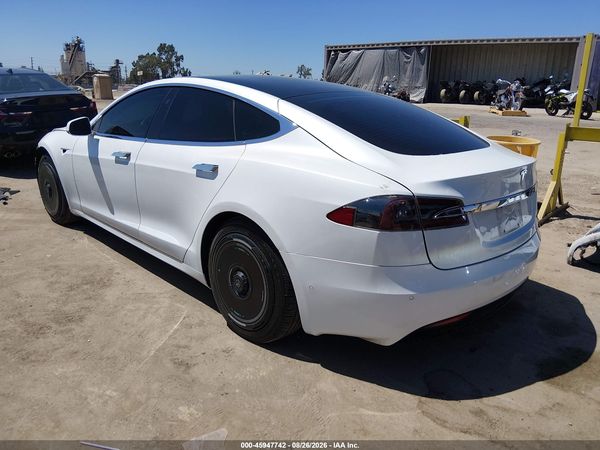2020 TESLA MODEL S — I3